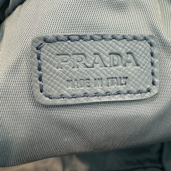 Authentic Prada crossbody camera bag - Picture 11 of 16